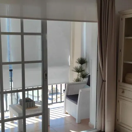 Vistamar Puerto Marina 아파트